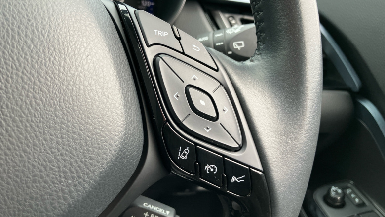 Toyota C-HR 1.8 Hybrid Design 5dr CVT Hybrid Hatchback